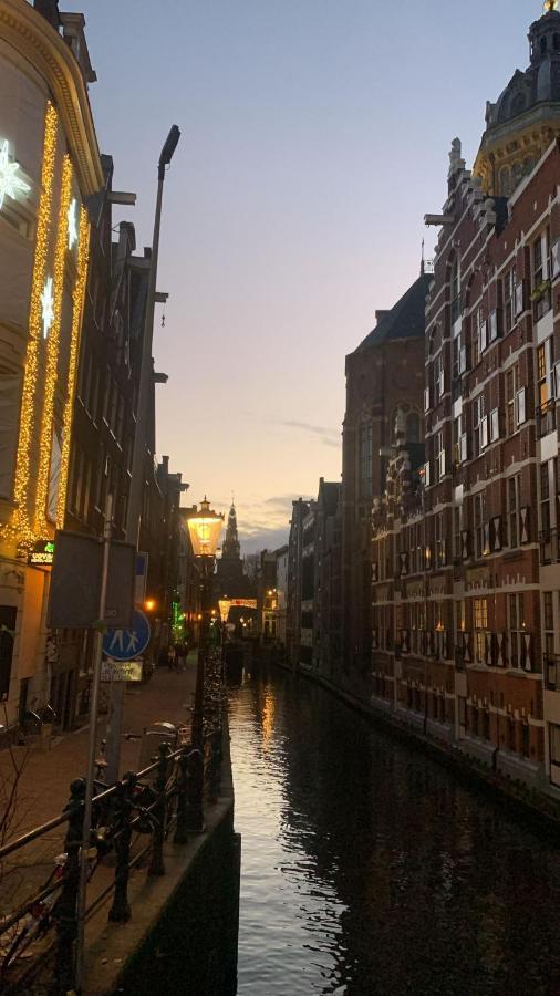 Red Light Historic Canal Island City Center Amsterdam Exteriér fotografie